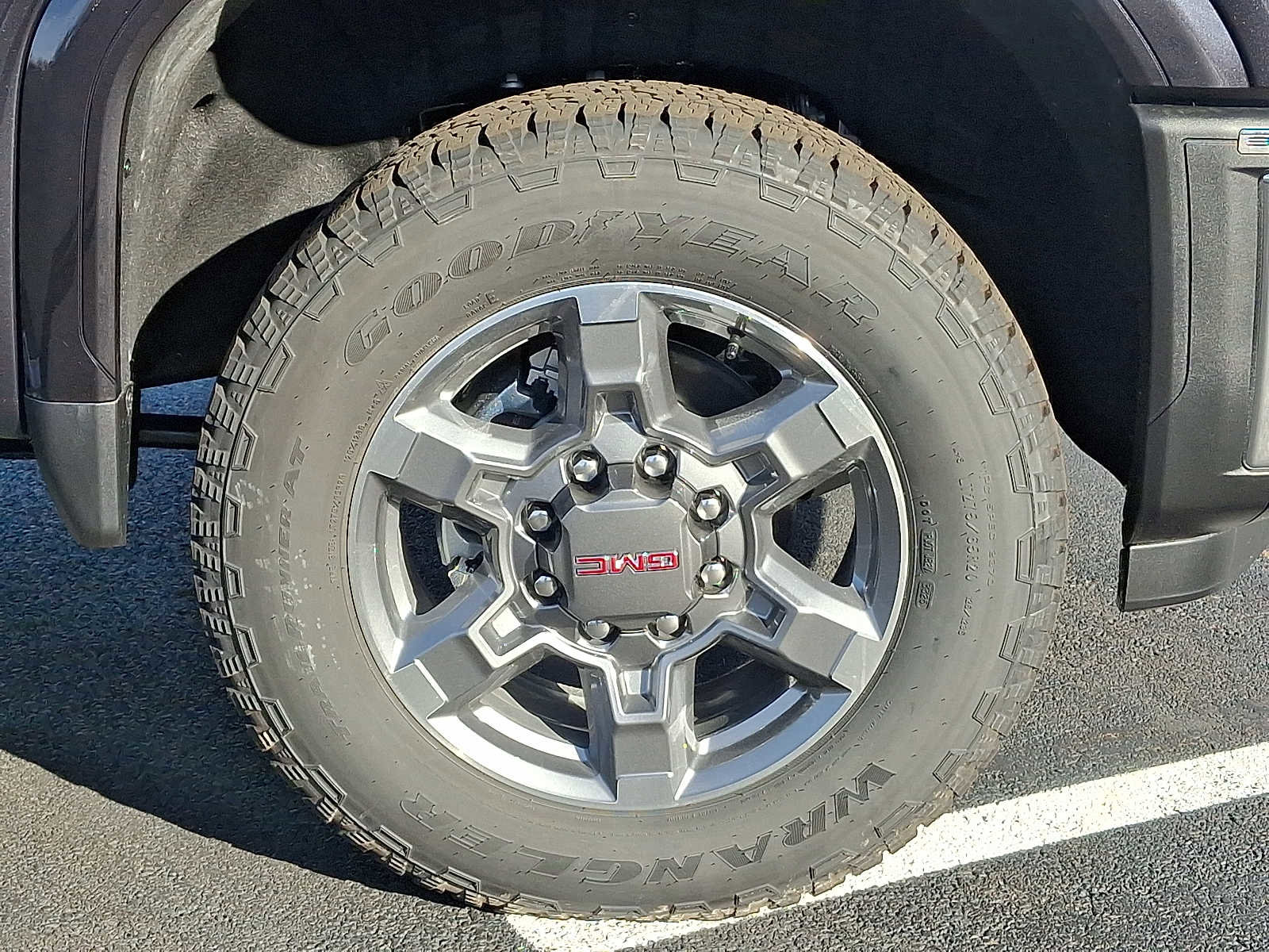 New 2026 GMC Sierra 3500 SLT image 7