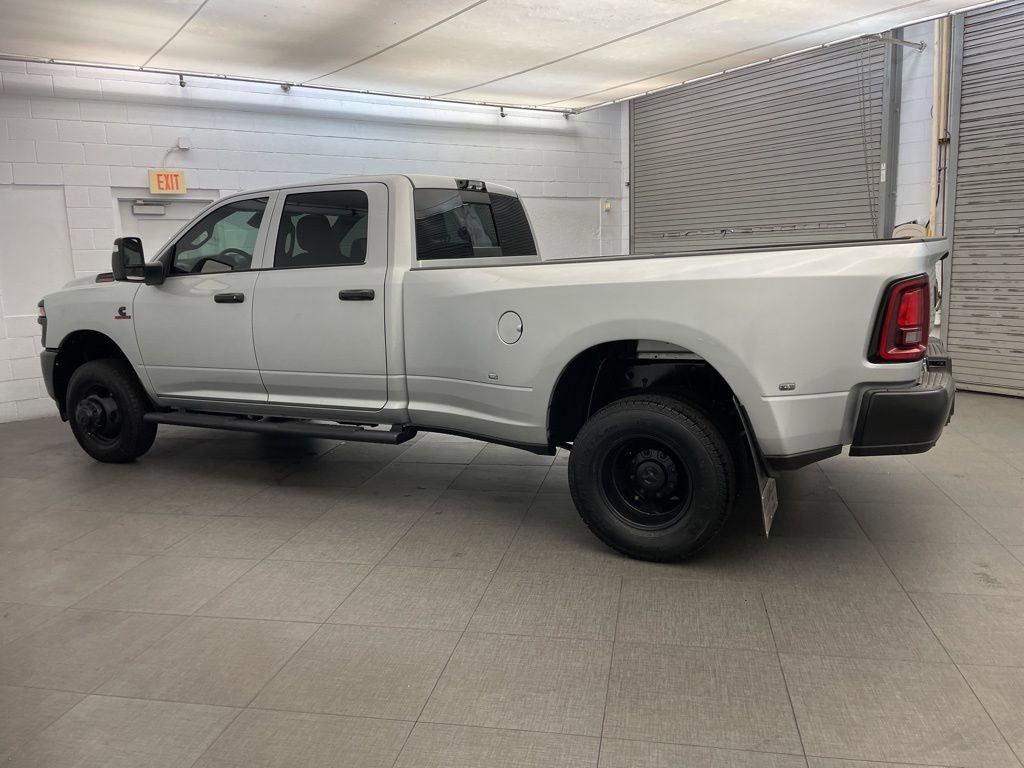 New 2026 RAM 3500 Tradesman AWD/4WD image 5