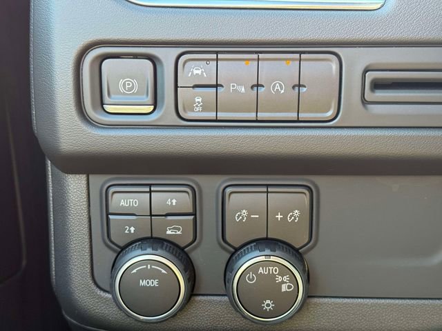 Used 2023 Chevrolet Suburban RST AWD/4WD image 27