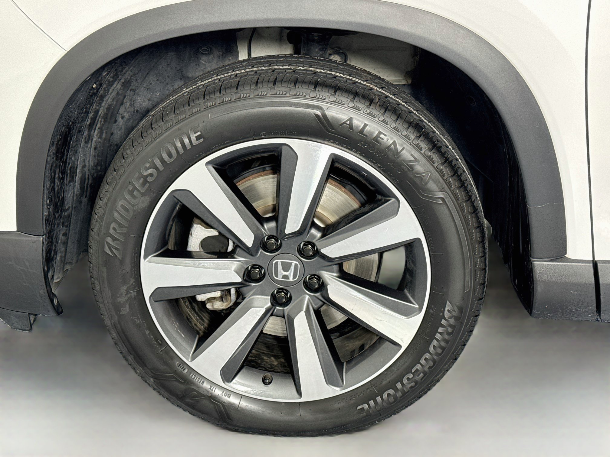 Certified 2024 Honda Pilot Touring image 34