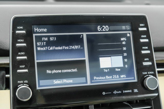 Used 2019 Toyota Avalon XLE w/ Moonroof Package image 29