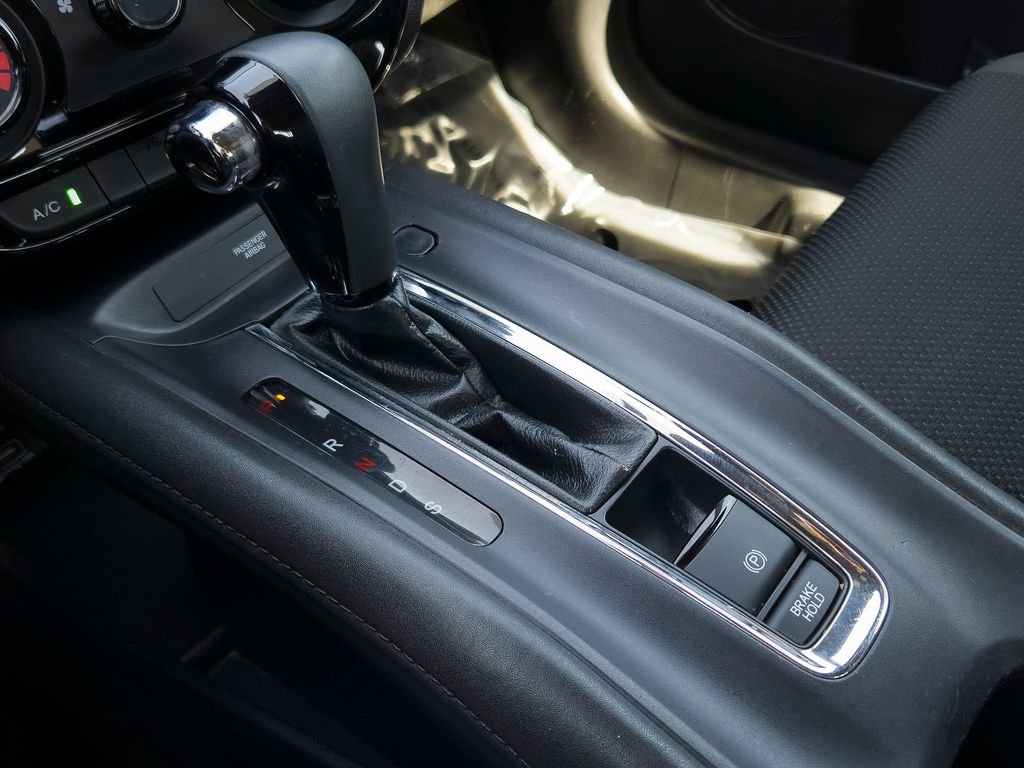 Used 2019 Honda HR-V Sport image 10