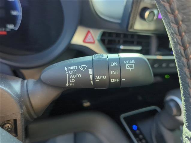Used 2025 Toyota Sienna Platinum FWD image 15