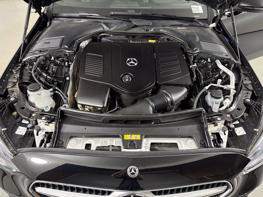 Used 2025 Mercedes-Benz C 300 4MATIC Sedan image 45