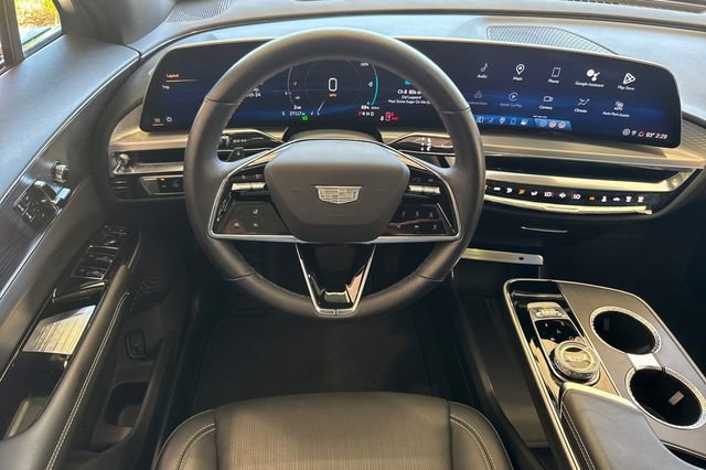 Certified 2024 Cadillac Lyriq Luxury image 14