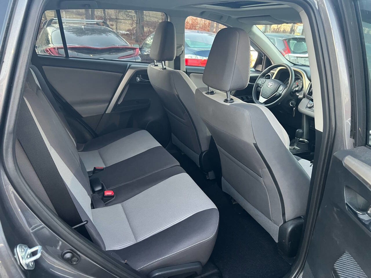 Used 2015 Toyota RAV4 XLE image 13