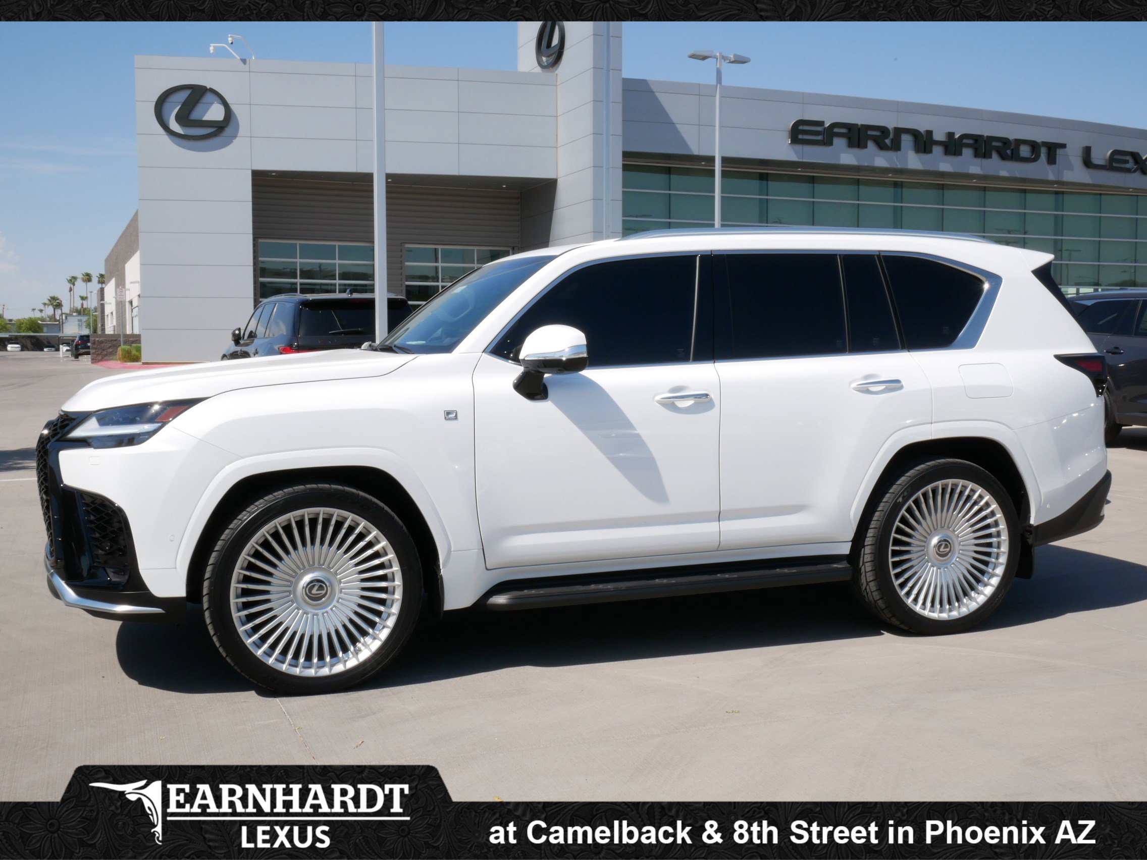 New 2025 Lexus LX 700h F Sport image 1