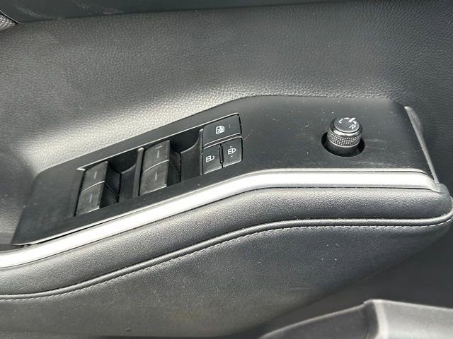 Used 2021 Toyota Highlander L image 20