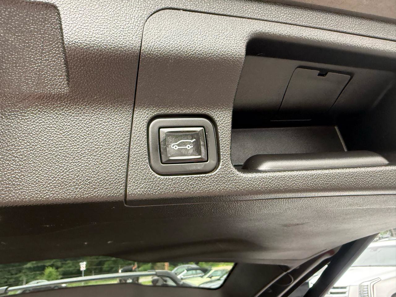 Used 2020 GMC Acadia SLE w/ Driver Convenience Package AWD/4WD image 23