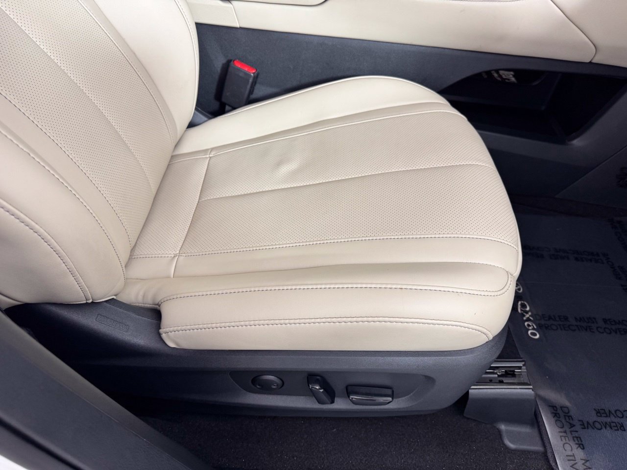 Used 2023 INFINITI QX60 Luxe w/ Cargo Package AWD/4WD image 46