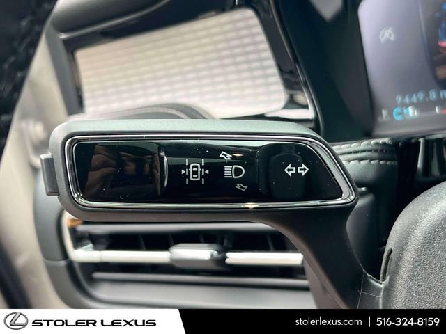 Used 2024 Lincoln Corsair AWD w/ Equipment Group 101A image 29