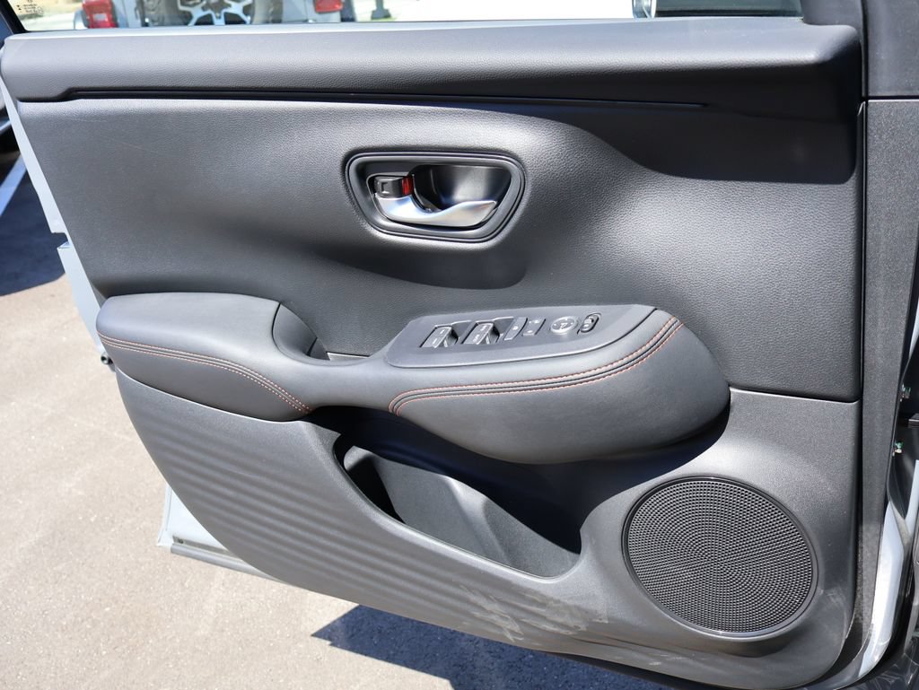 Certified 2024 Honda HR-V Sport image 29