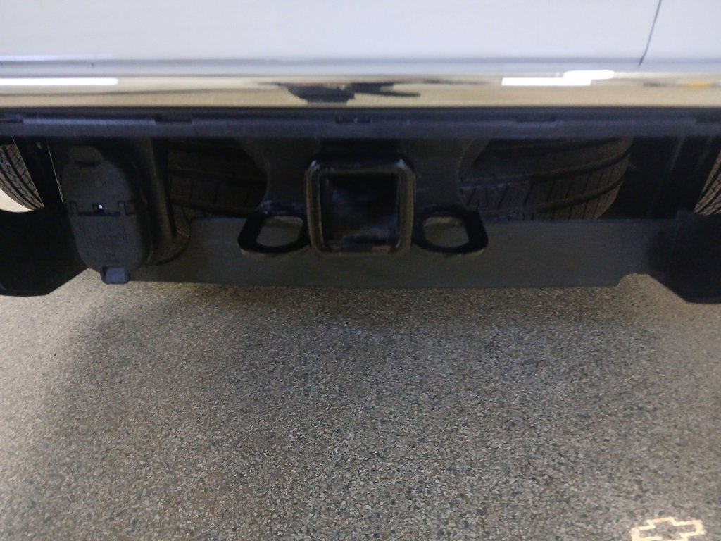 Used 2024 Chevrolet Suburban LT image 27