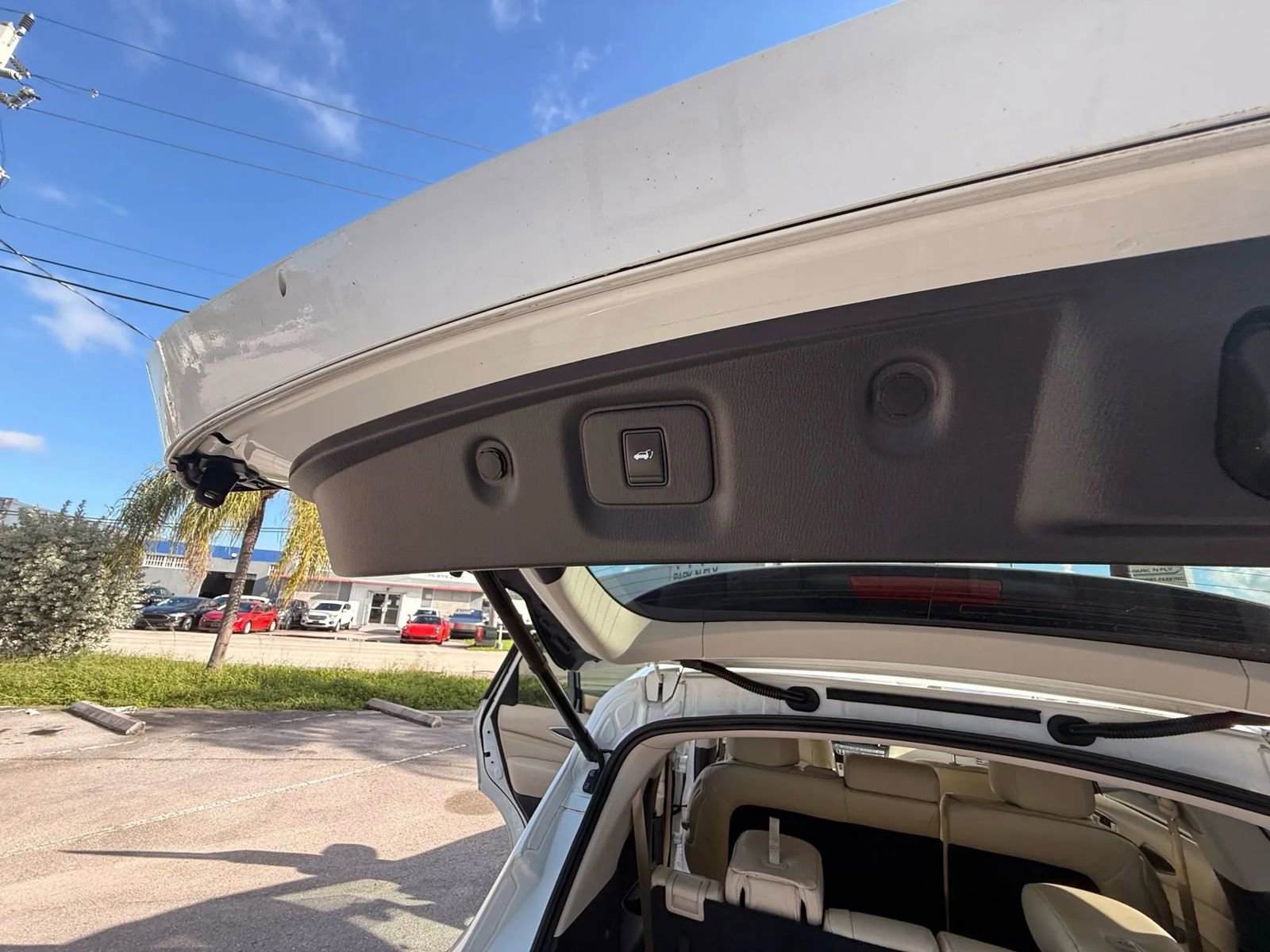 Used 2018 INFINITI QX60 FWD w/ Premium Plus Package image 26