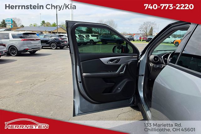 Used 2023 Chevrolet Blazer LT w/ Convenience Package AWD/4WD image 14