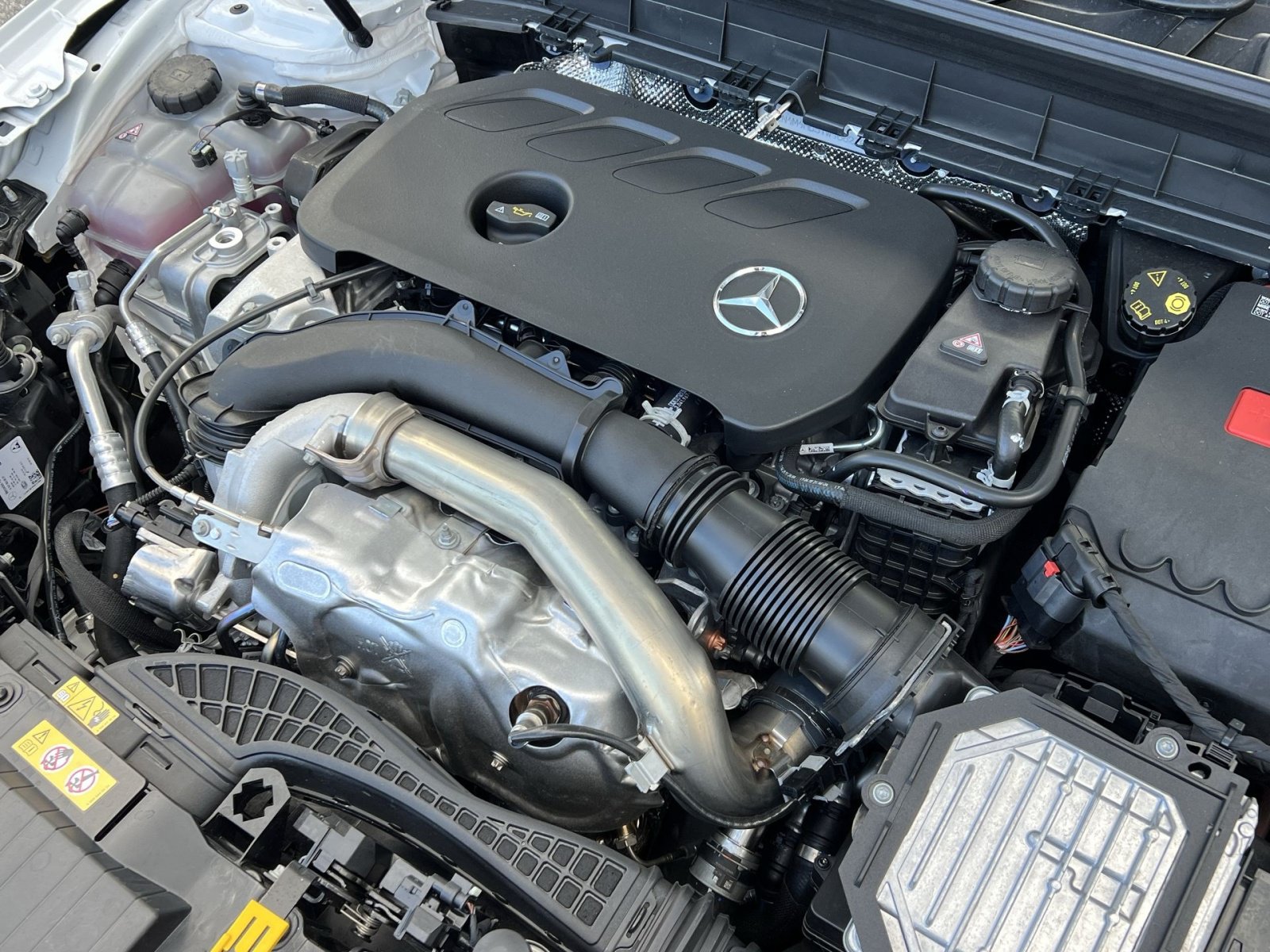 Used 2026 Mercedes-Benz GLB 250 4MATIC image 27