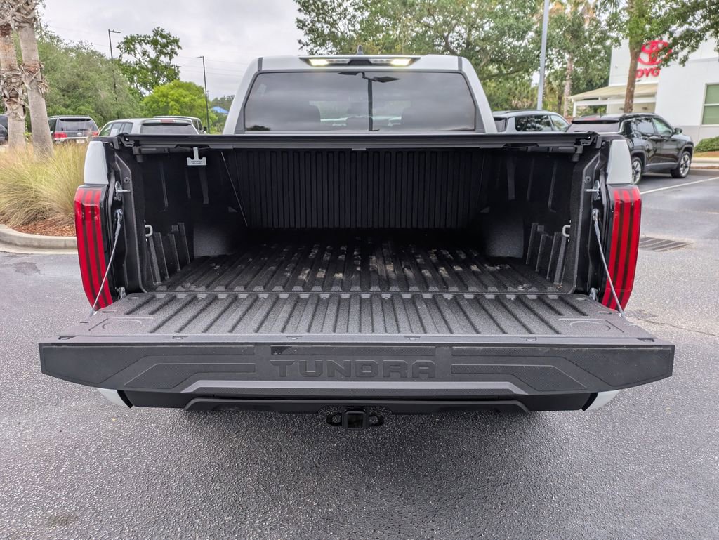 Used 2025 Toyota Tundra SR5 AWD/4WD image 14