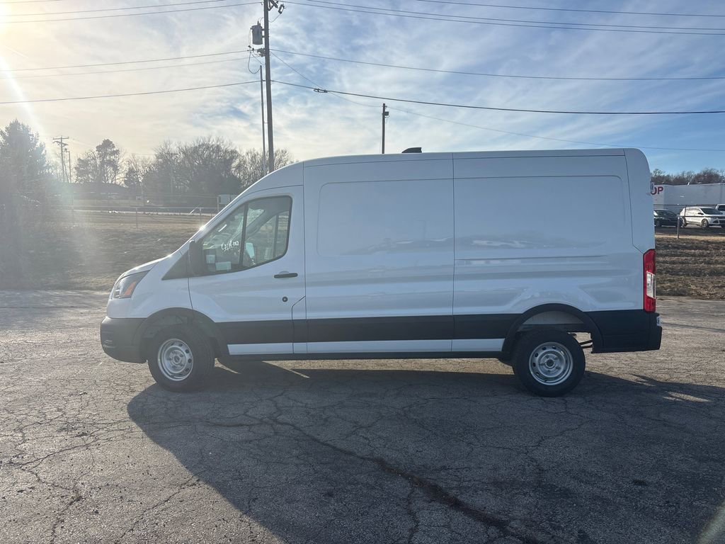 New 2026 Ford Transit 250 148 Medium Roof RWD image 2