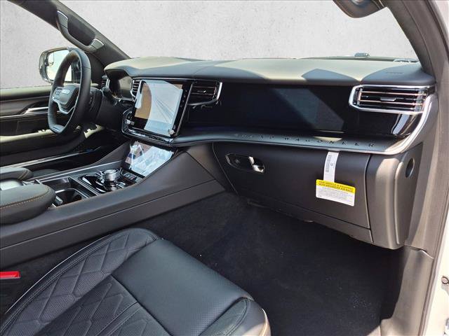 New 2026 Jeep Grand Wagoneer L Summit AWD/4WD image 16