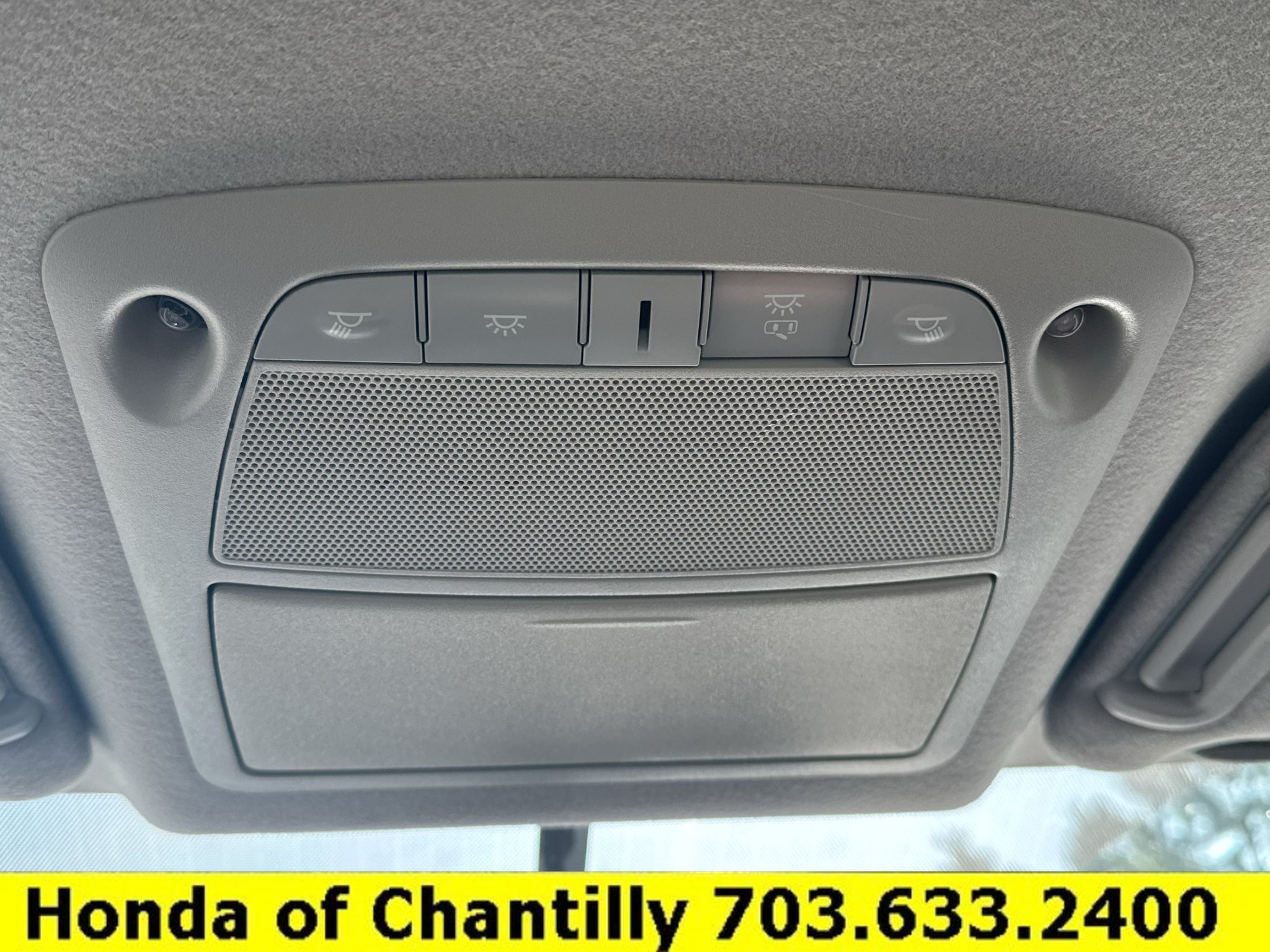Used 2015 Nissan Sentra S FWD image 16