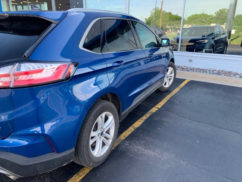 Used 2020 Ford Edge SEL w/ Cold Weather Package AWD/4WD image 5