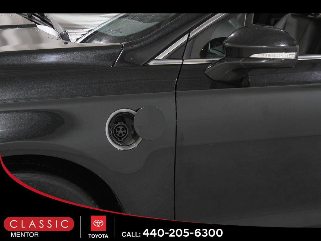 Used 2015 Ford Fusion Energi Titanium image 4