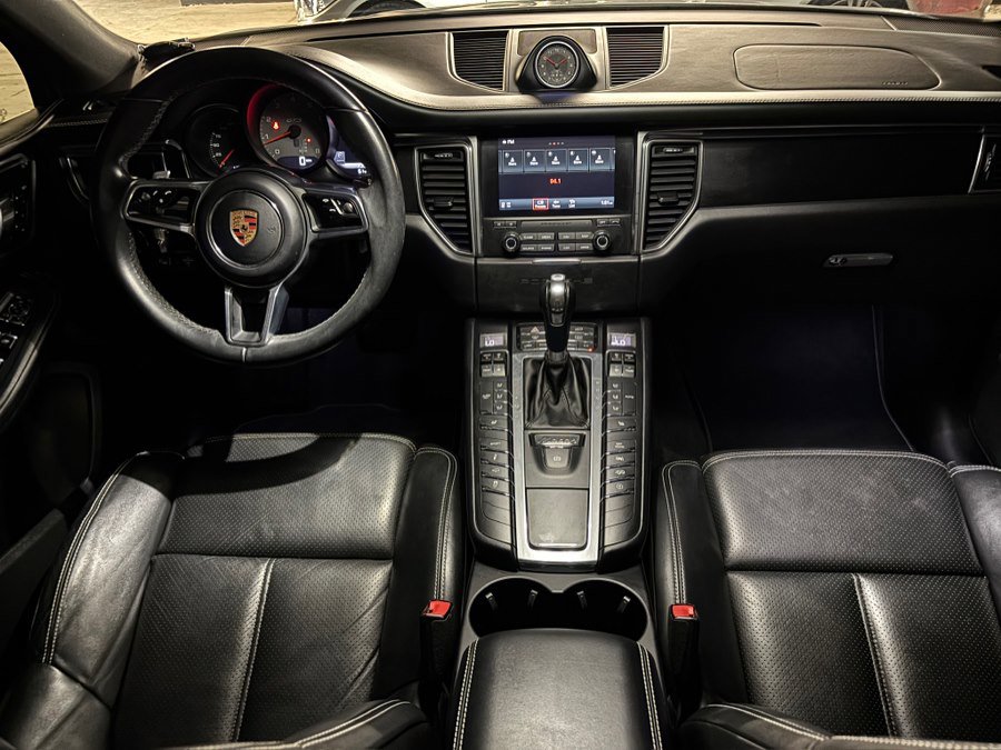 Used 2018 Porsche Macan GTS image 26