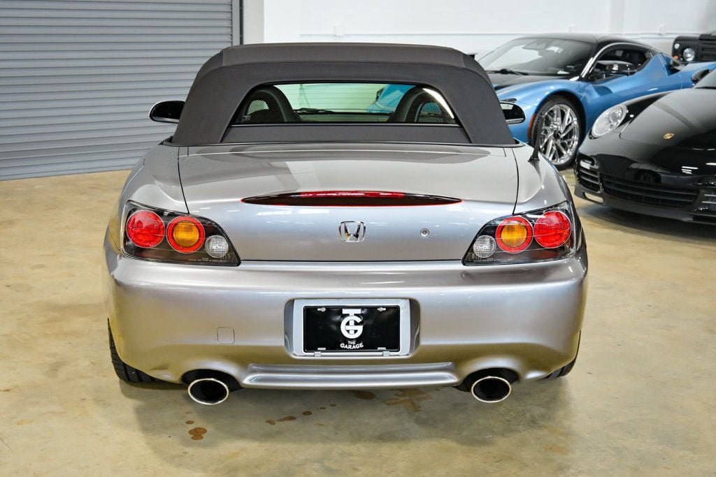 Used 2005 Honda S2000 image 10
