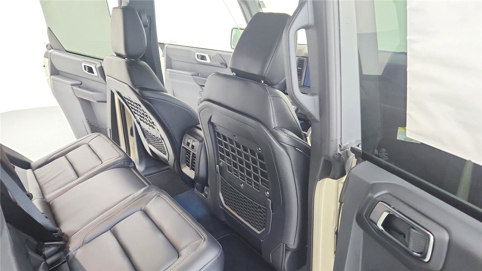 New 2025 Ford Bronco Badlands image 32