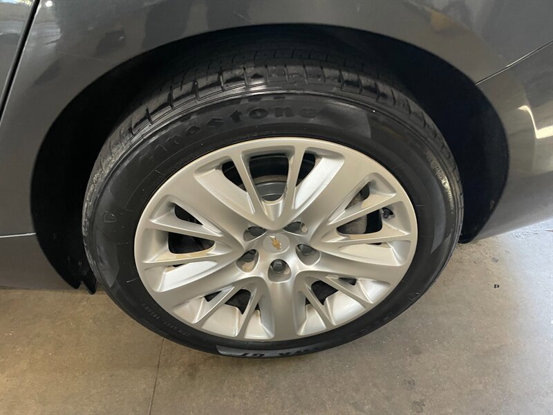 Used 2018 Chevrolet Impala LS FWD image 21