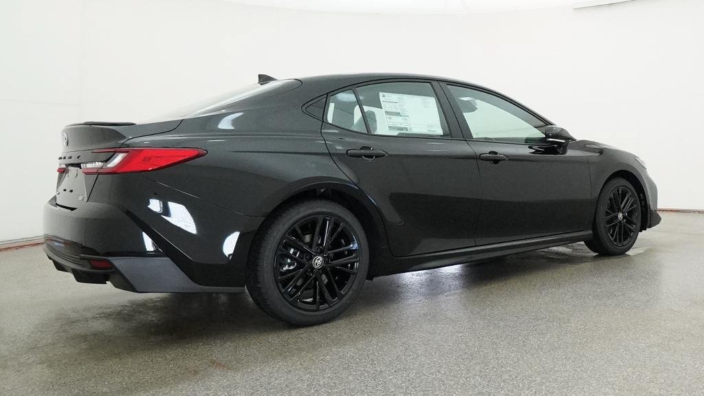 New 2026 Toyota Camry SE FWD image 17
