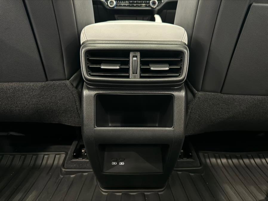 Used 2024 Acura ZDX A-Spec image 32