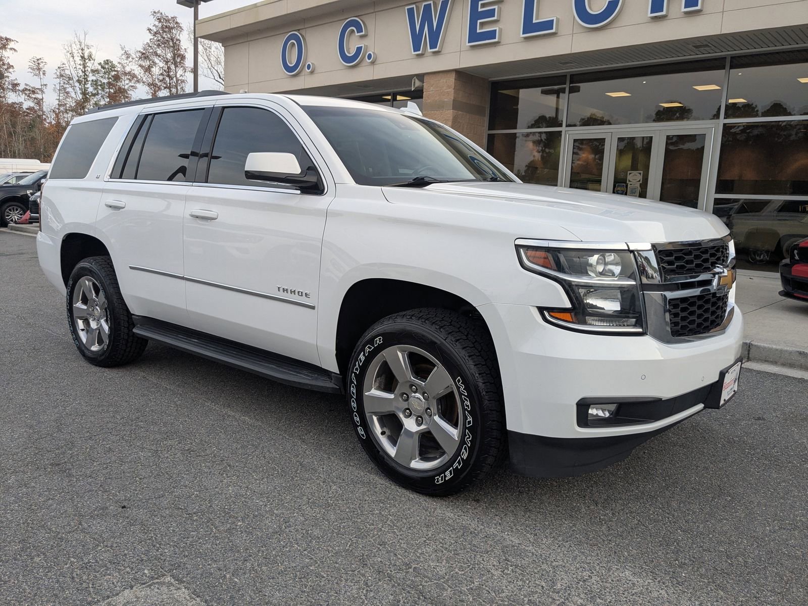 Used 2016 Chevrolet Tahoe LT image 2