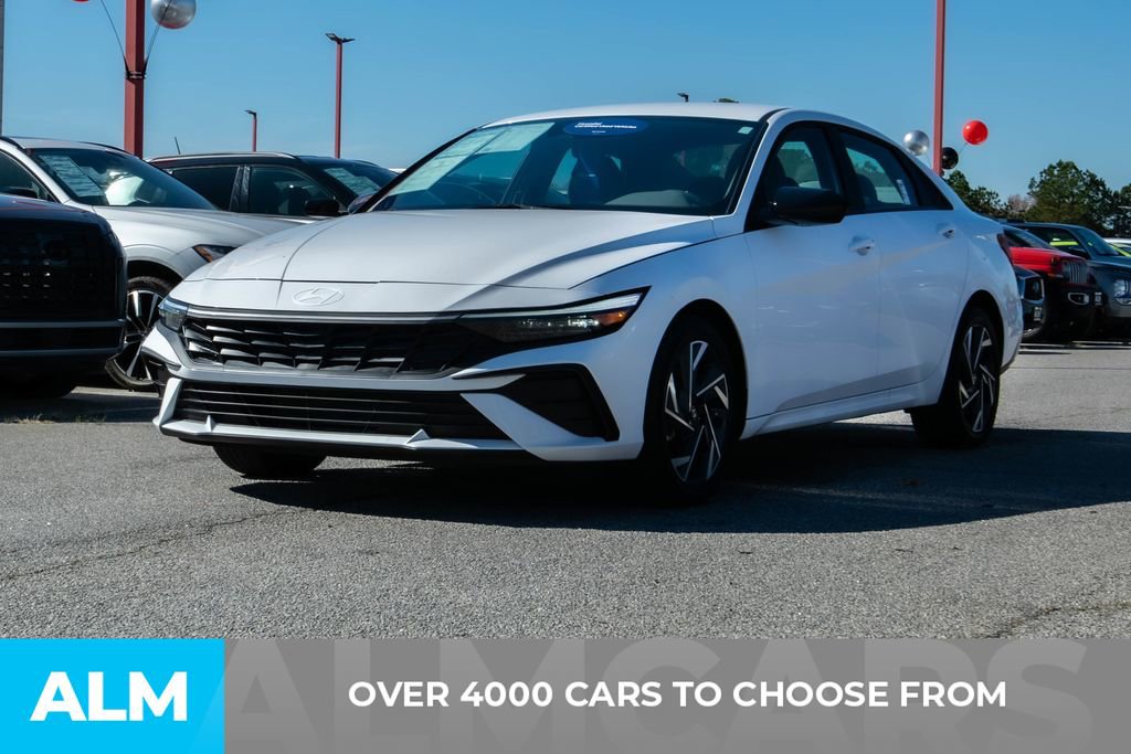 Certified 2025 Hyundai Elantra Sport video 3