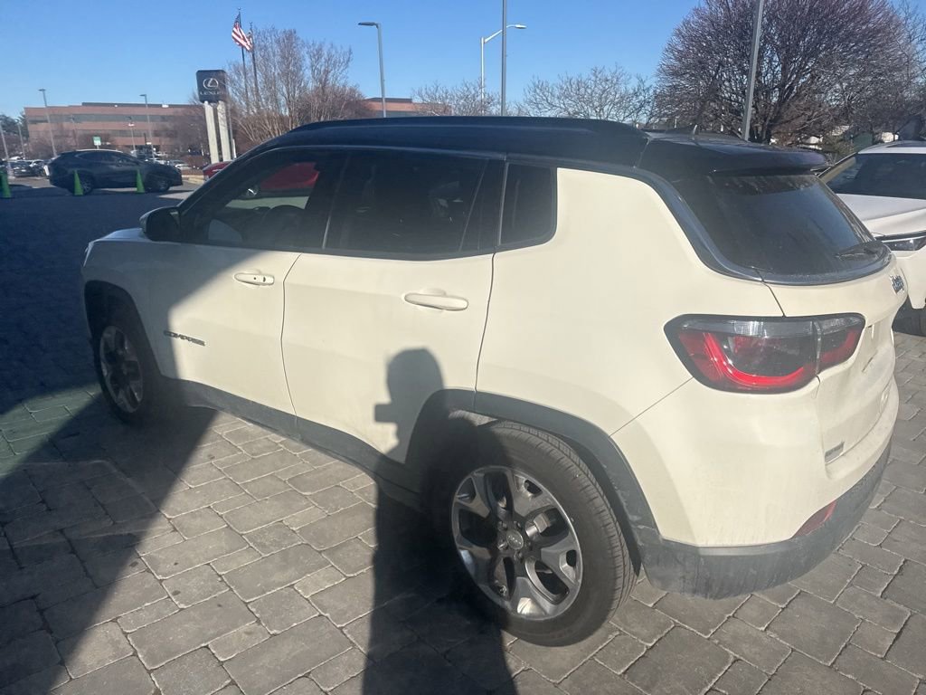 Used 2018 Jeep Compass Limited w/ Navigation Group image 18