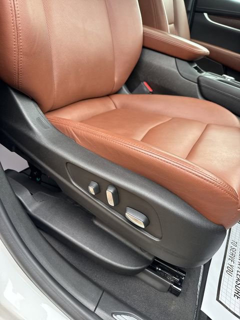 Used 2023 Cadillac XT5 Premium Luxury w/ Technology Package image 20