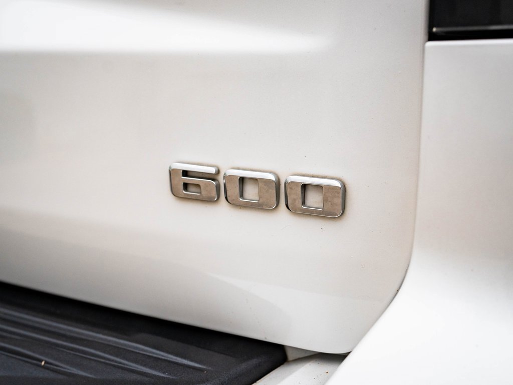 Used 2021 Cadillac Escalade ESV Premium Luxury image 19