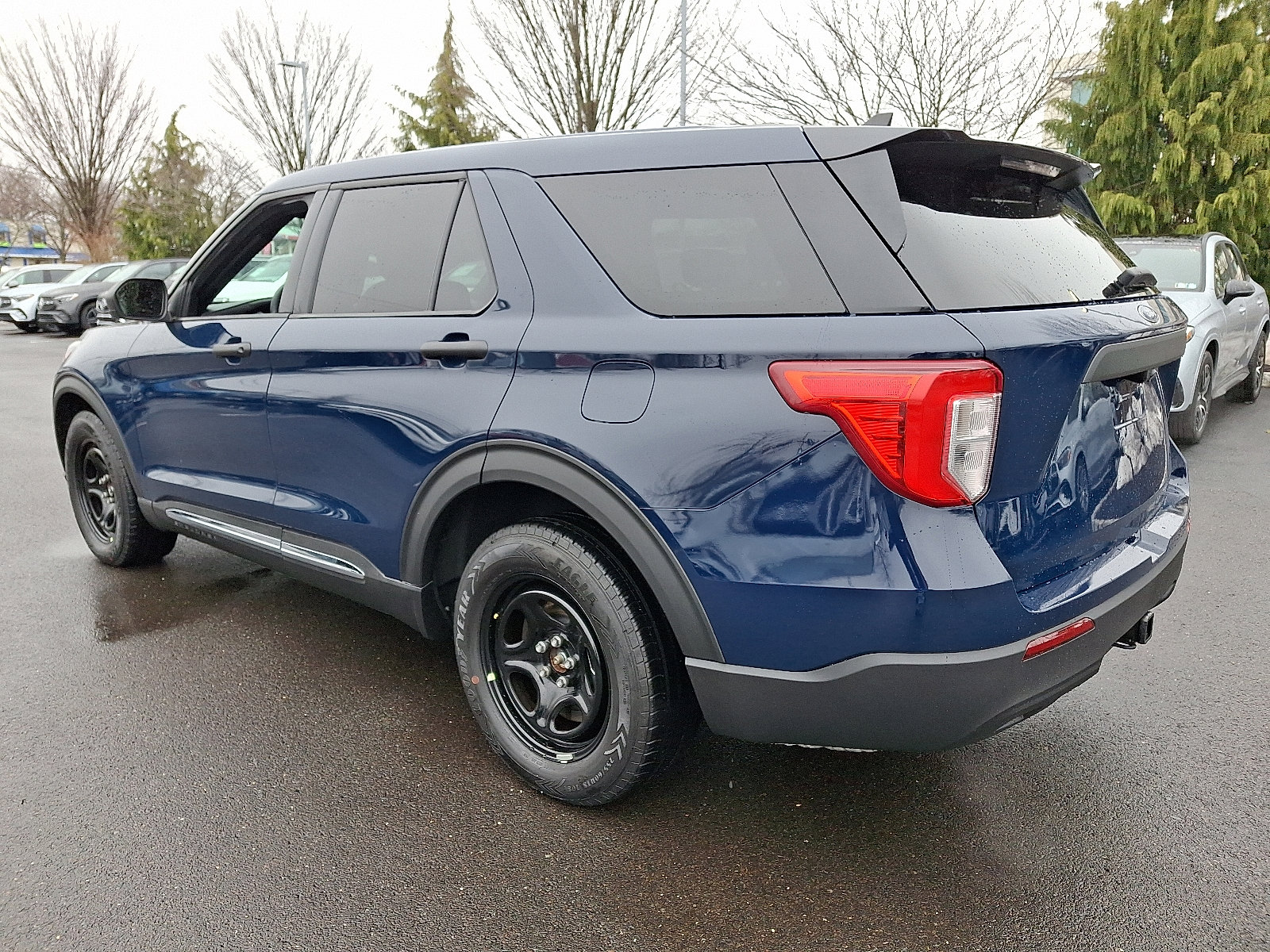 Used 2023 Ford Explorer 4WD Police Interceptor w/ Ultimate Wiring Package image 4