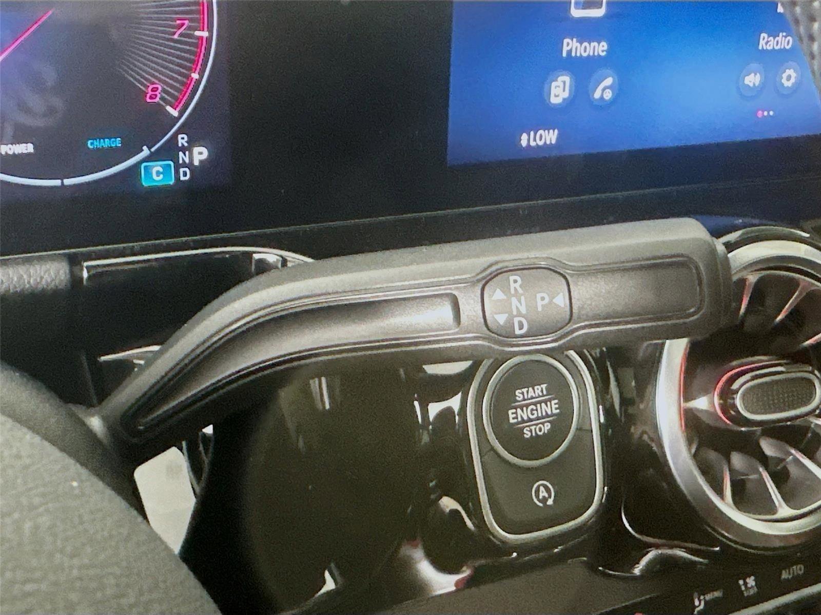 Certified 2025 Mercedes-Benz GLA 250 4MATIC image 20