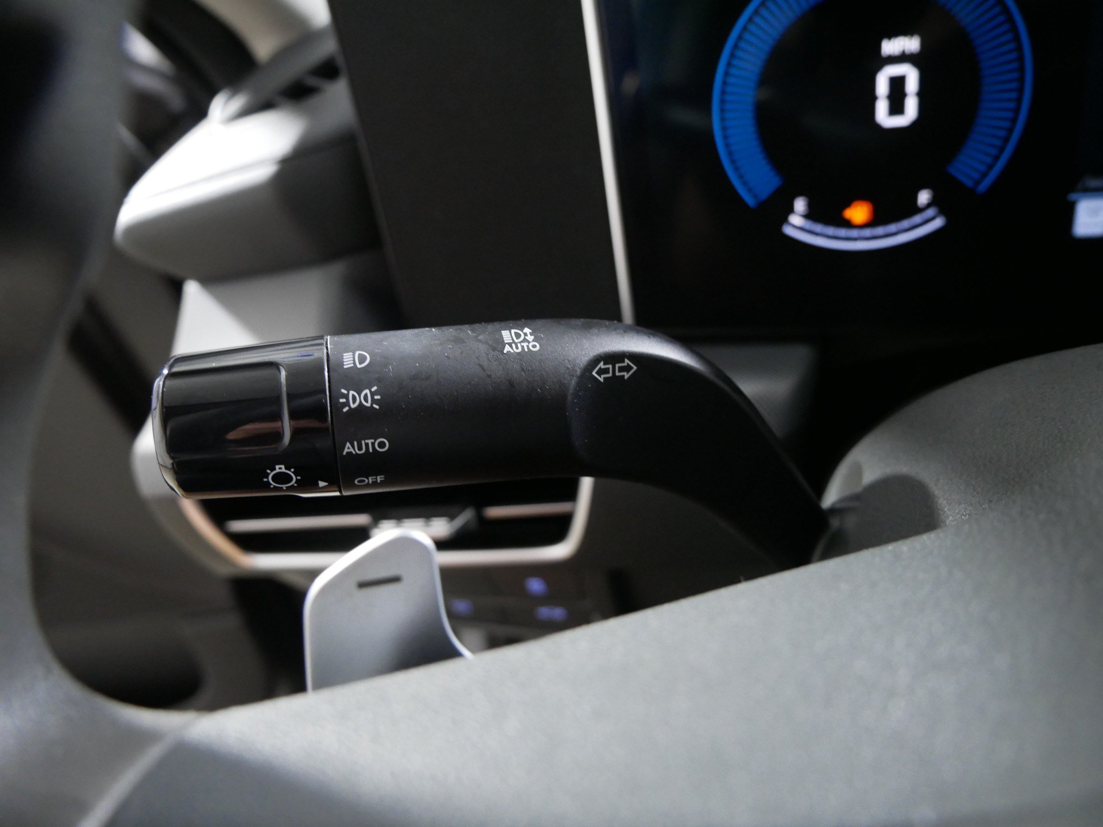 Used 2025 Hyundai Sonata SEL FWD image 32