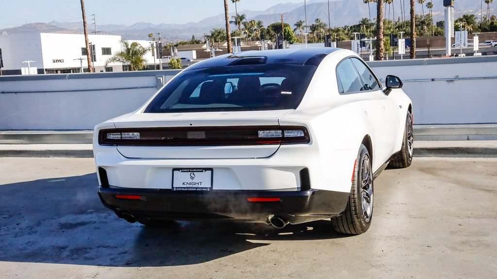 New 2026 Dodge Charger R/T w/ Blacktop Package AWD/4WD image 9