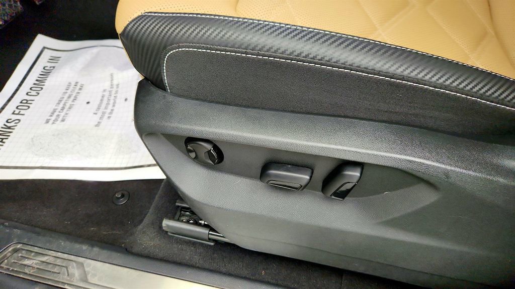 Used 2024 Volkswagen Atlas Cross Sport SE w/ Panoramic Sunroof Package image 12