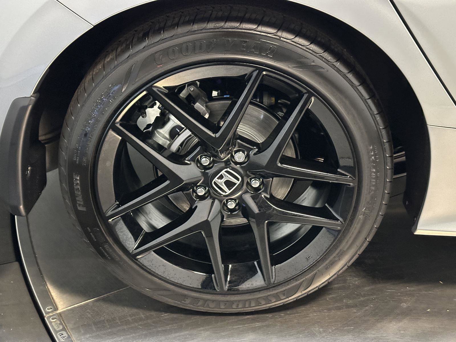 New 2026 Honda Civic FWD Hybrid Sedan image 10