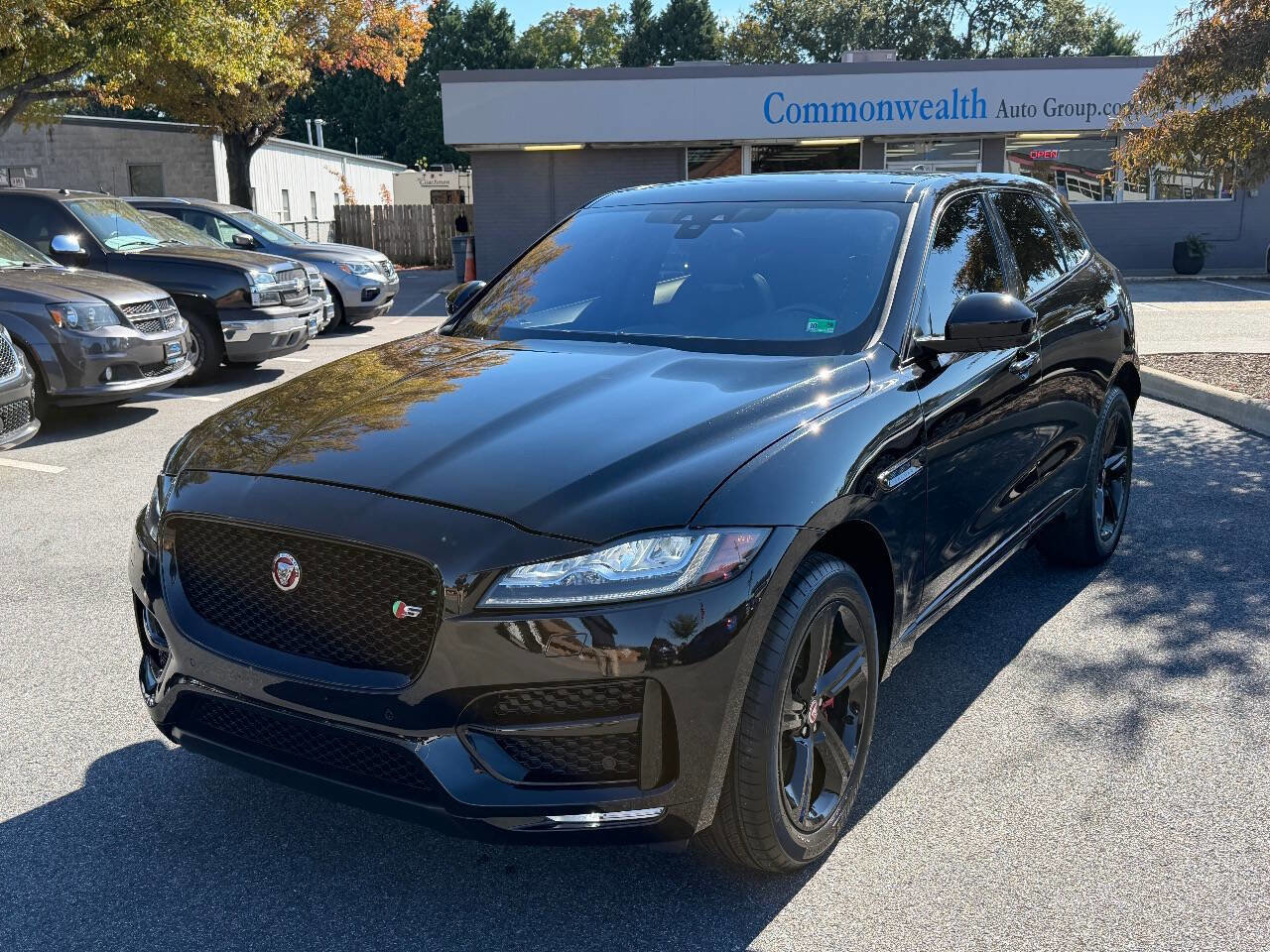Used 2020 Jaguar F-PACE S image 1