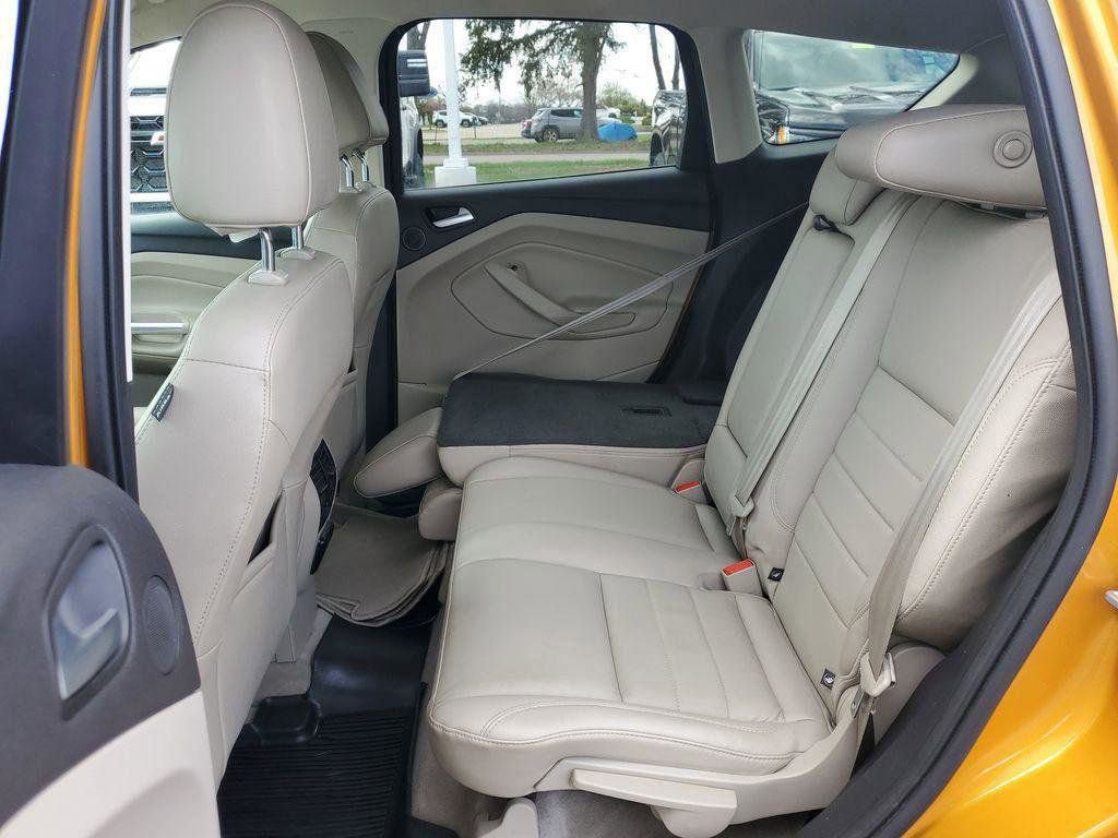 Used 2016 Ford Escape Titanium image 25