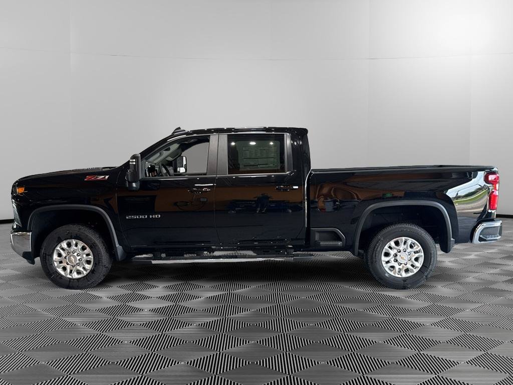 New 2026 Chevrolet Silverado 2500 LT w/ Convenience Package AWD/4WD image 2