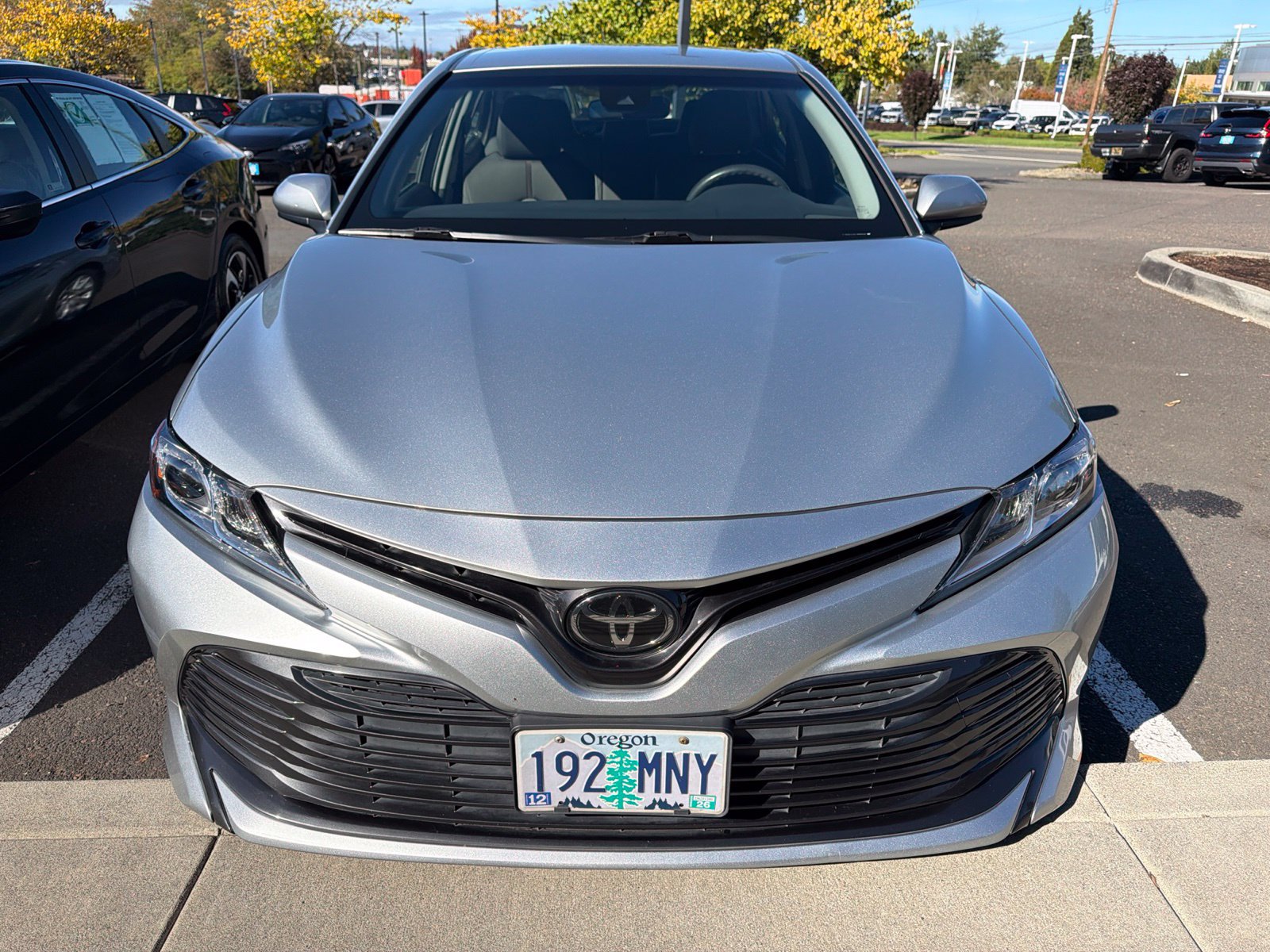 Used 2018 Toyota Camry LE FWD image 2