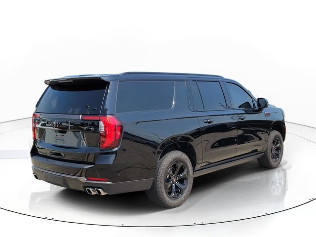 Used 2025 GMC Yukon XL AT4 Ultimate AWD/4WD image 3