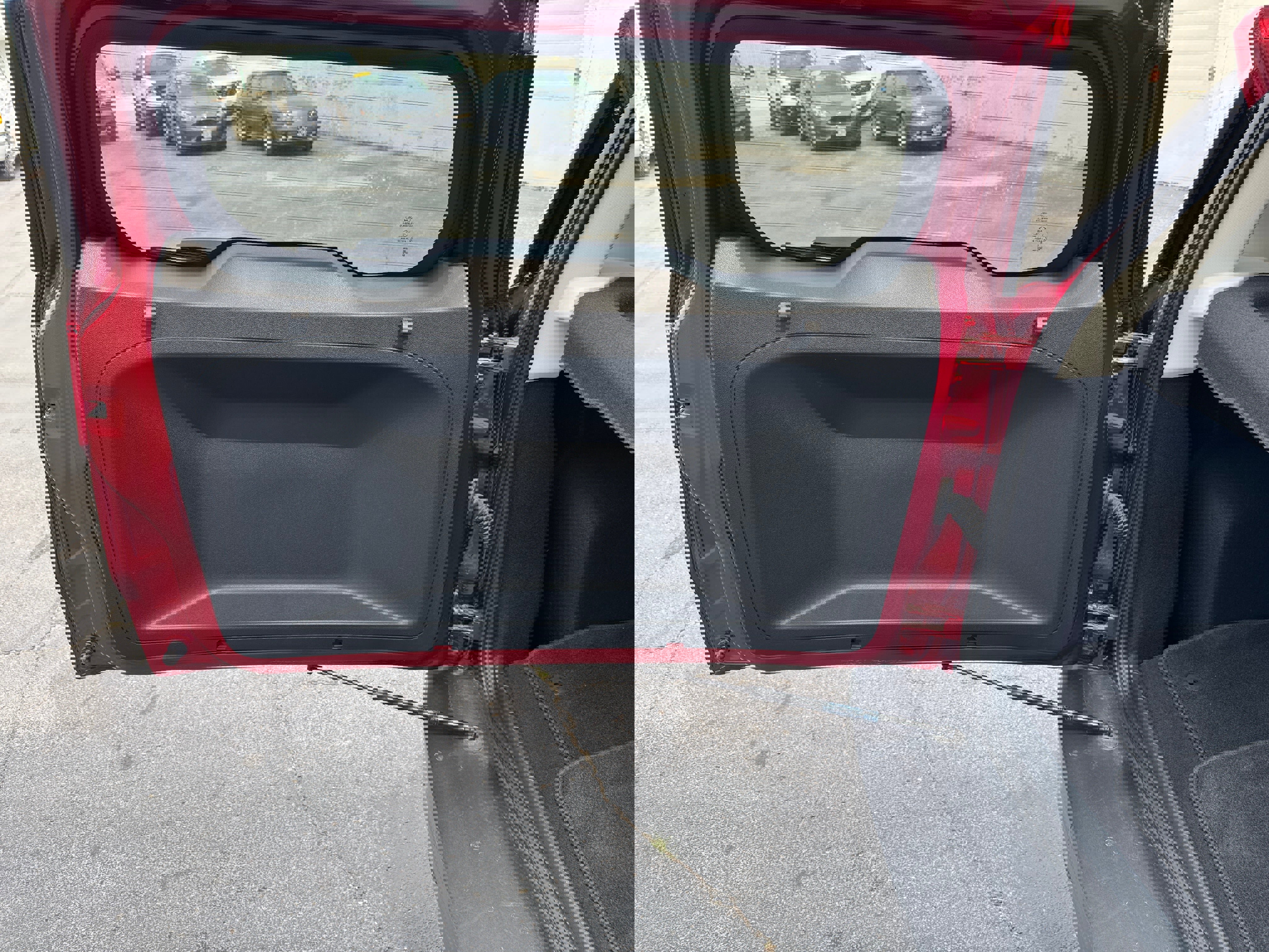 Used 2021 Ford EcoSport SE w/ SE Appearance Package image 32