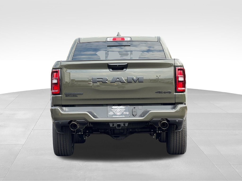 New 2027 RAM 1500 4x4 Crew Cab image 6